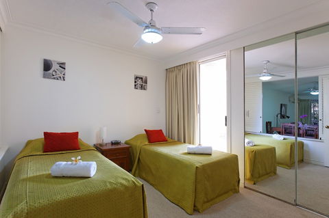 La Grande Apartments Broadbeach - Perths Hotel 6