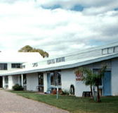 Fishpen Holiday Units - Perths Hotel