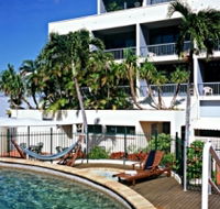 Cairns Sunshine Tower Hotel - Perths Hotel