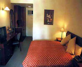 Golden Chain Cooma Motor Lodge - Perths Hotel 0