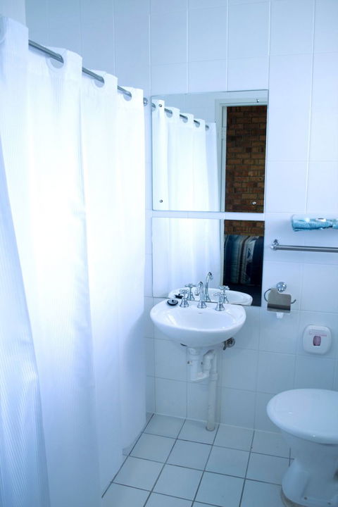 Kadina Gateway Motor Inn - Perths Hotel 5