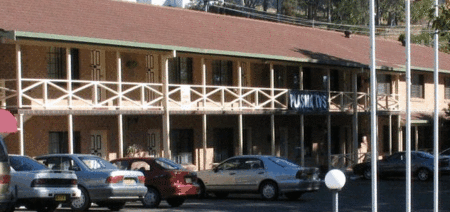 Country Comfort Coffs Harbour - Perths Hotel 0