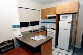 Costa Dora Holiday Apartments - Perths Hotel 4