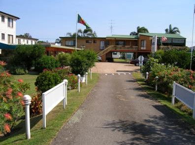 Lake Front Motel - Perths Hotel 1