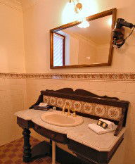 Victoria House Motor Inn - Perths Hotel 1