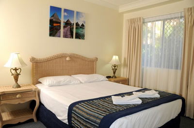 Bella Mare Beachside Apartments - Perths Hotel 3