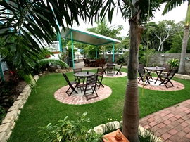 Tropical Palms Inn - Perths Hotel 3
