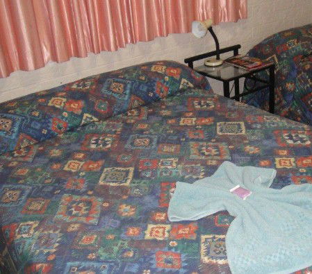 Ascot Budget Inn - Perths Hotel 4