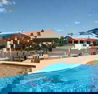 Country Roads Motor Inn - Perths Hotel