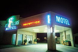 Sun Palms Hotel Motel - Perths Hotel 0