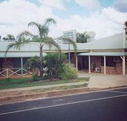 Clermont Motor Inn - Perths Hotel