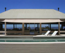 Skyfarm - Perths Hotel 0