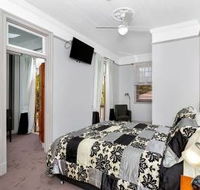 Cumquat House - Perths Hotel