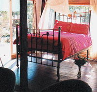 Lazy Curl - Perths Hotel