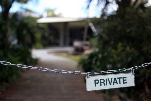 ArtHOUSE Beachfront Accommodation - Perths Hotel 0
