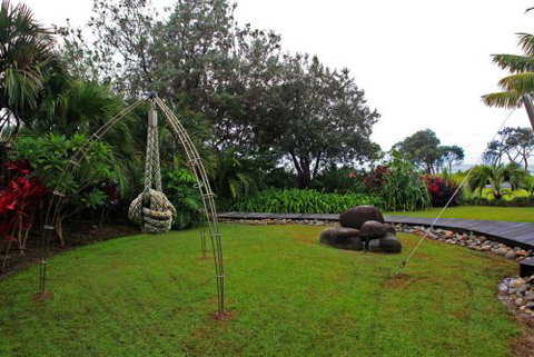 ArtHOUSE Beachfront Accommodation - Perths Hotel 5
