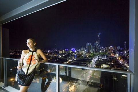 M & A Apartments - Perths Hotel 3