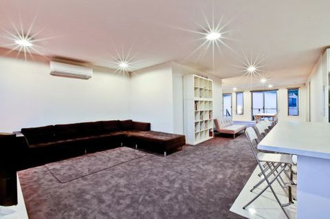 MORNINGTON PENINSULA ACCOMMODATION BEACH HOUSE - Perths Hotel 2