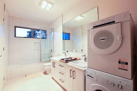 MORNINGTON PENINSULA ACCOMMODATION BEACH HOUSE - Perths Hotel 4