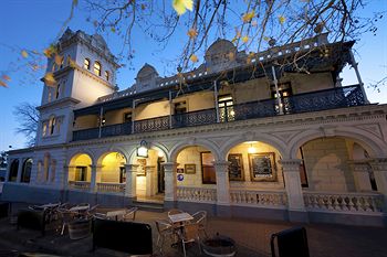 Yarra Valley Grand Hotel - Perths Hotel 0