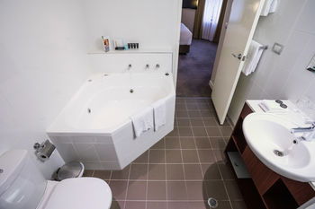 Amora Riverwalk Melbourne - Perths Hotel 50