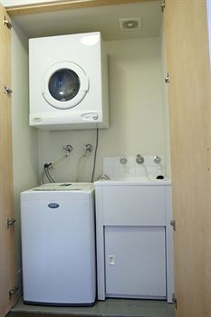 APX Parramatta - Perths Hotel 0