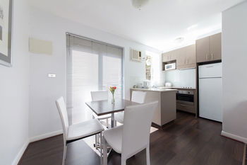 Easystay Apartments Raglan Street - Perths Hotel 3