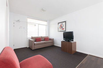 Easystay Apartments Raglan Street - Perths Hotel 6