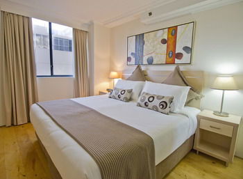 Oaks On Castlereagh, Sydney Central - Perths Hotel 4