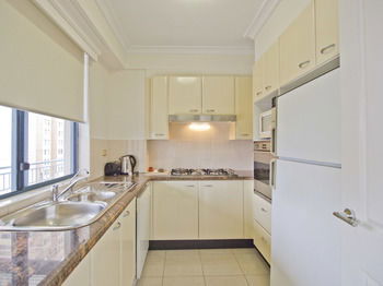 Oaks On Castlereagh, Sydney Central - Perths Hotel 24