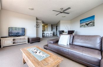 Atlantis Marcoola - Perths Hotel 18