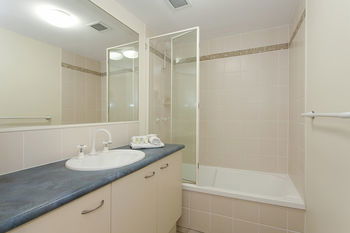 Atlantis Marcoola - Perths Hotel 70