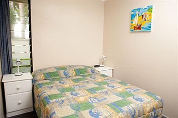 Maroochy River Resort & Bungalows - Perths Hotel 0