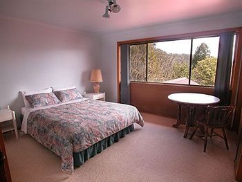 A Camelot Tower & Penthouse - Perths Hotel 4