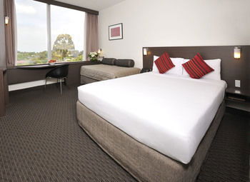 Ibis Melbourne Glen Waverley - Perths Hotel 10