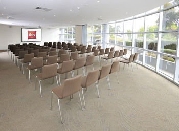 Ibis Melbourne Glen Waverley - Perths Hotel 13