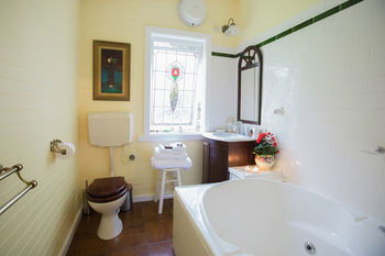 Adeline Bed And Breakfast - Perths Hotel 13