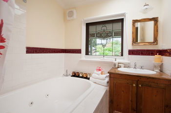 Adeline Bed And Breakfast - Perths Hotel 37
