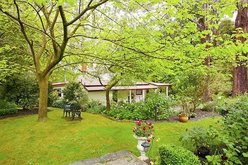 Adeline Bed And Breakfast - Perths Hotel 1