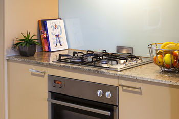 Apartments @ Glen Waverley - Perths Hotel 20