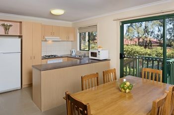 Apartments @ Mt Waverley - Perths Hotel 3