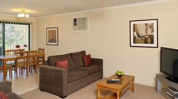 Apartments @ Mt Waverley - Perths Hotel 17