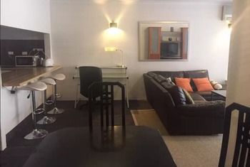 Carrington Sydney City Centre Apartments - Perths Hotel 16