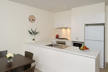 Apartments @ Glen Central ViQi - Perths Hotel 6
