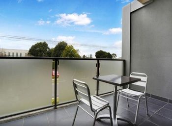Apartments @ Glen Central ViQi - Perths Hotel 14