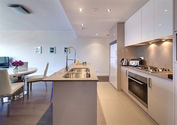 Zara Tower - Luxury Suites And Apartments - Perths Hotel 25