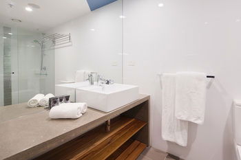 Zara Tower - Luxury Suites And Apartments - Perths Hotel 61