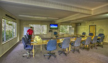 CountryPlace - Perths Hotel 15