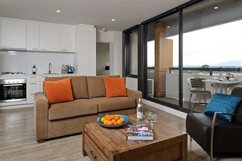 Apartments @ IKON Glen Waverley - Perths Hotel 0