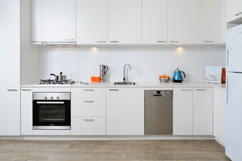 Apartments @ IKON Glen Waverley - Perths Hotel 12
